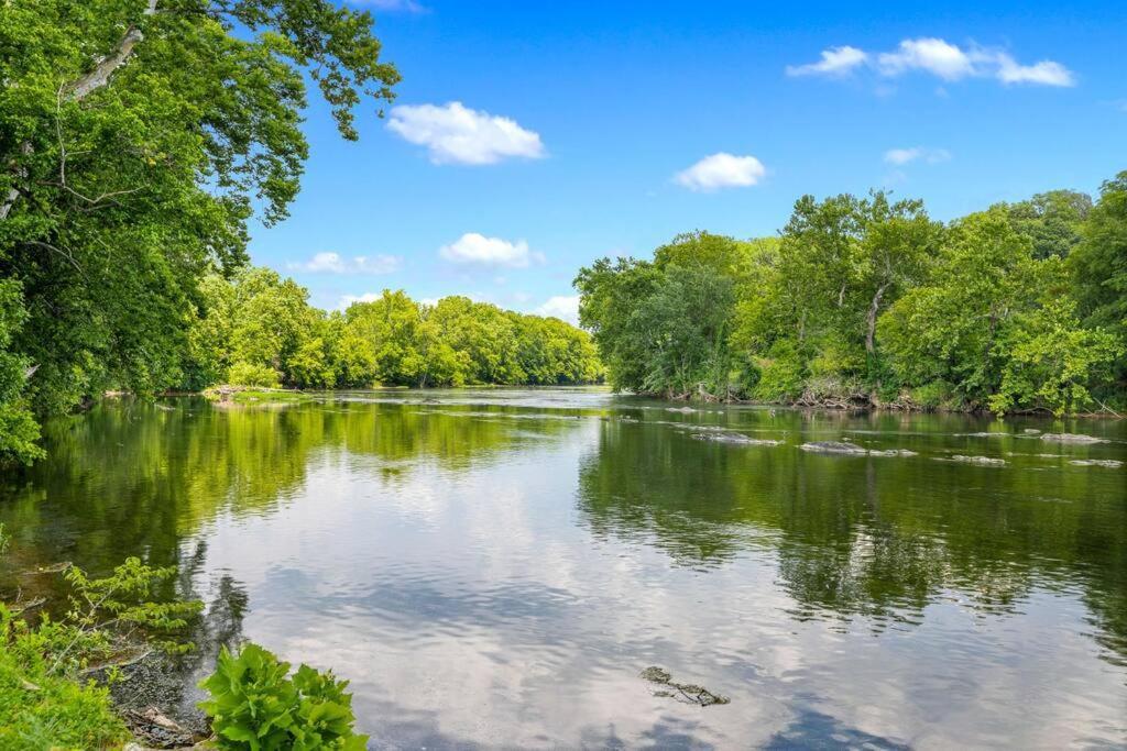 Riverside Oasis With Stunning Views, Cozy Firepit! Luray Eksteriør billede